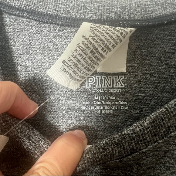NWT- New Victoria’s Secret PINK Crop Workout Gym Active Long Sleeve Top Size M - Picture 6 of 7